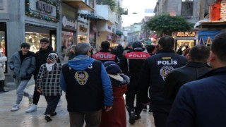 ‘Türkiye Güven Huzur Uygulaması çerçevesinde aranması bulunan 871 kişi yakalandı