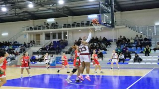 Türkiye Kadınlar Basketbol Liginde ilk yarı bitiyor