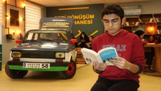 Türkiyede ilk: Kütüphanedeki otomobil okuma oranını yükseltti