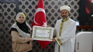 Ukraynalı kadın Müslüman oldu