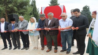 Uluslararası Kafkas Derneğinden Kaymakam Çelike plaket
