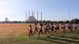 ÜNİLİG Türkiye Kros Şampiyonası Adanada yapıldı