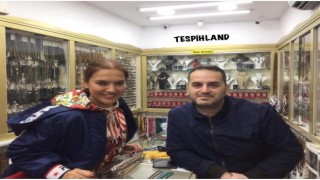 Ünlülerin tespihçisi...Tanesi 35 bin dolar