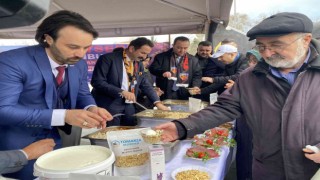Üsküdarda vatandaşlara Kayserinin meşhur yöresel tatları ikram edildi