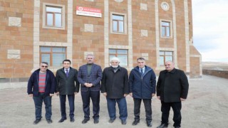 Vali Çağatay, Şehit Öztürkün vasiyeti olan cami ve külliye inşaatında incelemelerde bulundu