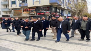 Vali Hacıbektaşoğlu, yapımı devam eden çalışmalar hakkında vatandaşı bilgilendirdi