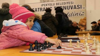 Vanda ödüllü satranç turnuvası başladı