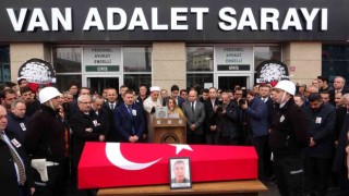 Vanda vefat eden Cumhuriyet Savcısı için tören düzenlendi