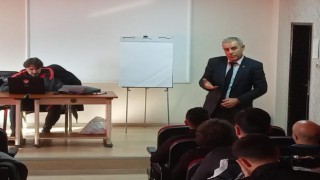 Vanlı spor insanı Enver Kaya adına antrenör semineri