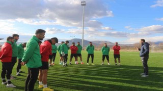 Varto Spor çim sahaya kavuştu