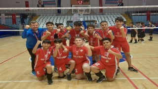 Voleybolda Manisa şampiyonları Turgutludan
