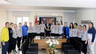 Voleybolda şampiyonluk kupası GKVnin