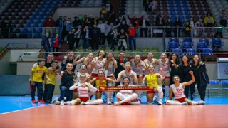 Voleybolda yeni lider Göztepe