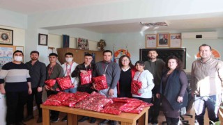 Yazdığı kitabın geliriyle özel gereksinimli çocukları sevindirdi
