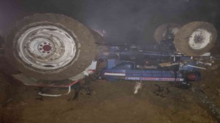 Yeni aldığı traktörün altında kalan 3 çocuk babası şahıs hayatını kaybetti
