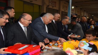 Yerli Malı Haftasında öğrencileri sevindirdiler