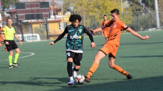 Yeşil Çivril Belediyespor yenilmezlik unvanını koruyor