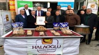 Yeşilyurtta coğrafi işaret tescil belgeleri esnaflarla buluşturuluyor