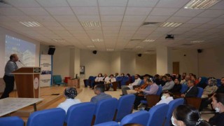 Yoğun bakım hemşirelerine sertifikalı eğitim