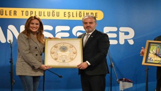 Yurdun ünlüleri, yurtta kalan gençlerle buluşuyor