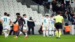 Ziraat Türkiye Kupası: Beşiktaş: 0 - Şanlıurfaspor: 2 (İlk yarı)