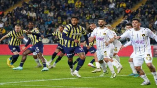Ziraat Türkiye Kupası: Fenerbahçe: 2 - İstanbulspor: 0 (İlk yarı)