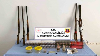 Adanada bir evde 5 adet ruhsatsız av tüfeği ele geçirildi