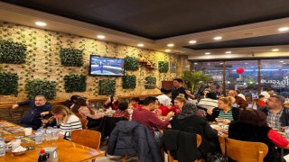 Adanalılar, 2022yi kebap yiyerek uğurladı