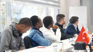 Afrikalı gençlere destek için girişimcilik eğitimi verildi