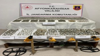 Afyonkarahisarda binlerce tarihi eser ele geçirildi