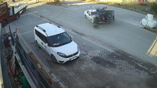 Afyonkarahisarda feci kaza anbean güvenlik kameralarına yansıdı