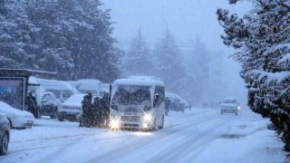 Ahlatta yoğun kar yağışı, tüm köy yolları ulaşıma kapandı