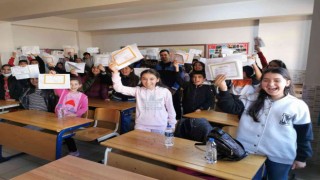 Aksarayda 91 bin 745 öğrenci yarıyıl karnesini aldı