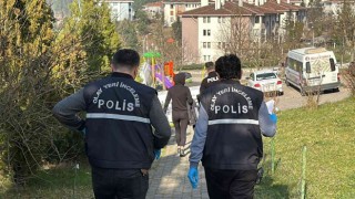 Alacak verecek kavgasında silahlar konuştu: 2 yaralı