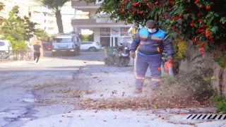 Alanya Belediyesi şehrin temizliğinde 7/24 görevde