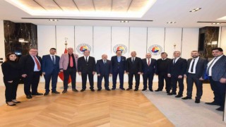Alaşehirli esnafları il merkezine gitmekten kurtaran çalışma