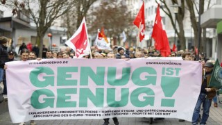 Almanyada işten çıkarılan Türk işçilerden eylem