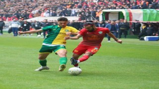 Amedspor, lideri devirdi