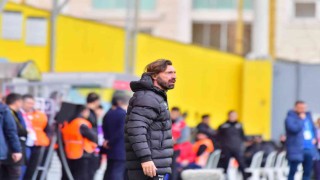 Andrea Pirlodan kadroda 8 değişiklik