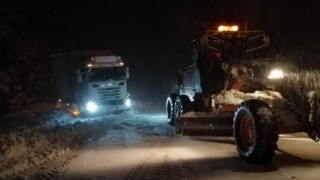 Antalya- Konya Kara Yolu tırların geçişine kapatıldı