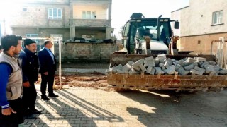 Arabanda bozulan yollar onarılıyor