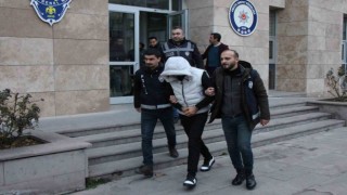 Araç filo bayileri adına taklit internet sitesi kurup engelli vatandaşları dolandırdılar: 5 gözaltı