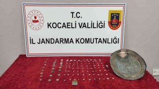 Aracında 107 sikkeyle yakalandı