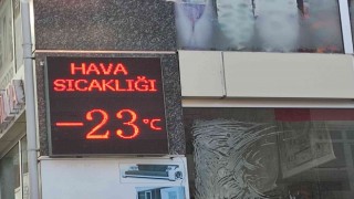 Ardahanda Sibirya soğukları, araçlar çalışmadı