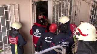 Avcılarda mahsur kalan yaşlı iki hasta yaşlıyı itfaiye kurtardı