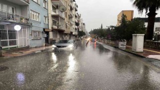 Aydında sağanak yağış etkili oluyor