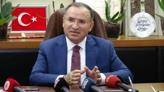 Bakan Bozdağ, “Sözlerini yerine getirmezlerse NATOya giriş vizesini Türkiyeden alamazlar”