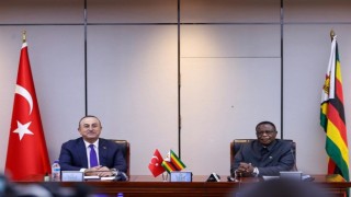 Bakan Çavuşoğlu, Zimbabve Devlet Başkan Yardımcısı Chiwenga ile görüştü