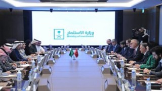 Bakan Ersoy, Suudi Arabistan Yatırım Bakanı Al-Falih ile görüştü