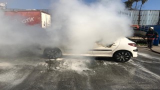 Bakıma alınan otomobil yandı